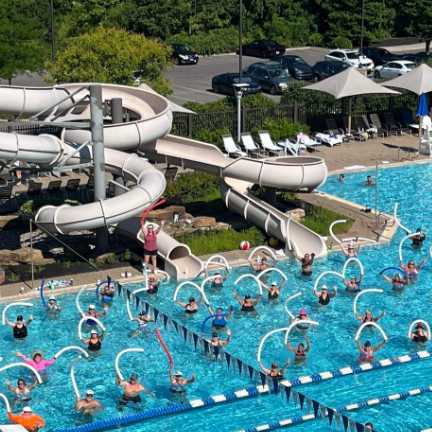 a women works out in an arora aqua class in the pool